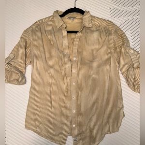 🌷Beige/yellow button up shirt - size small🌷